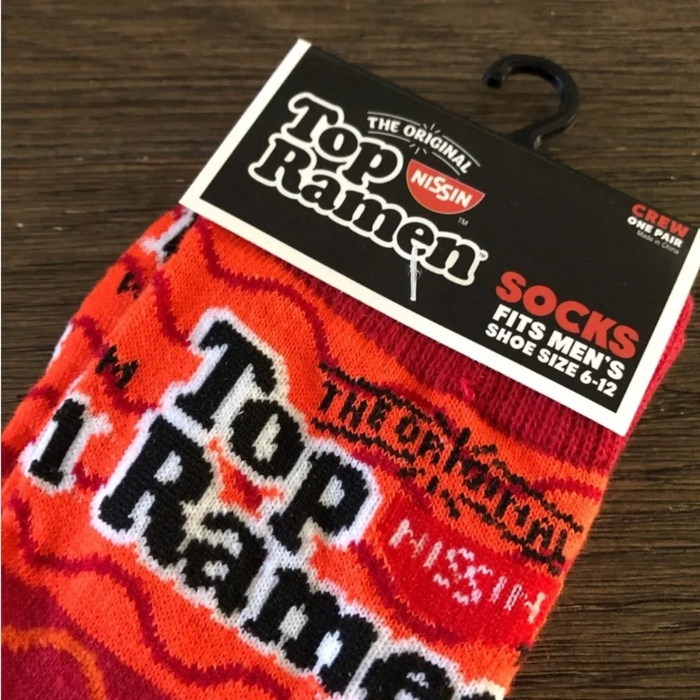 Top Ramen men’s crew socks size 6-12